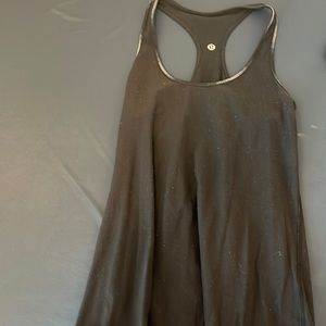 Black reversible Lululemon tank